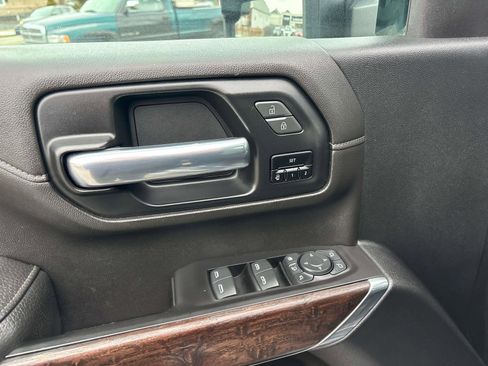 Used 2020 GMC Sierra 2500 Denali w/ Denali Ultimate Package image 12