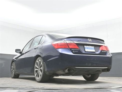 Used 2014 Honda Accord Sport image 31