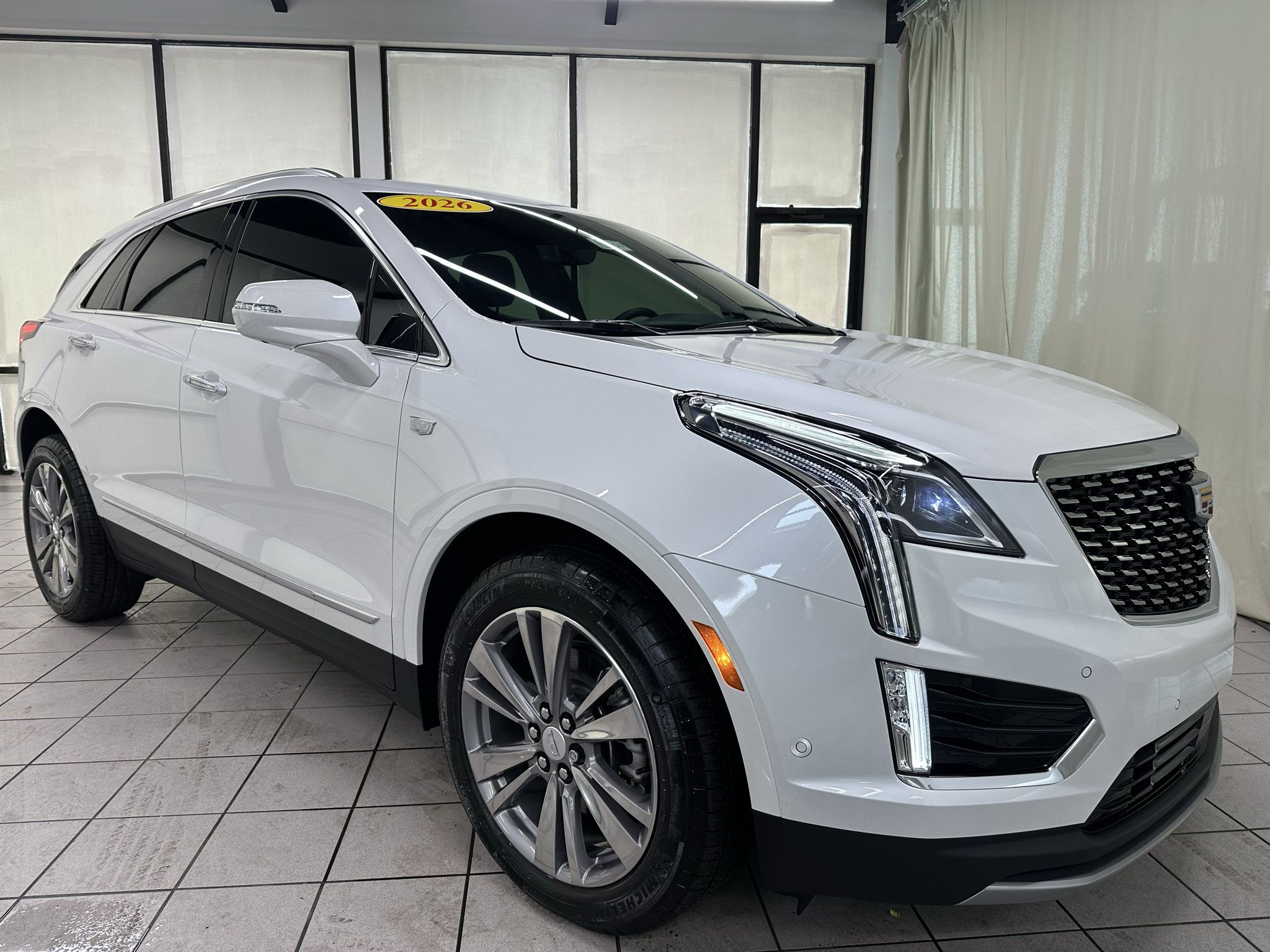 Used 2026 Cadillac XT5 Premium Luxury w/ Driver Assist Package AWD/4WD image 2