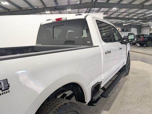 Used 2023 Ford F350 Platinum w/ FX4 Off-Road Package AWD/4WD image 3