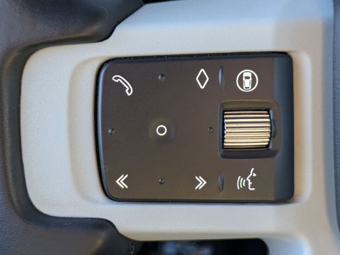 Certified 2024 Land Rover Defender 110 S image 16