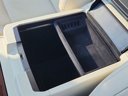 Used 2018 Lexus GX 460 image 19