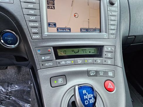 Used 2013 Toyota Prius Prime Advanced FWD image 23