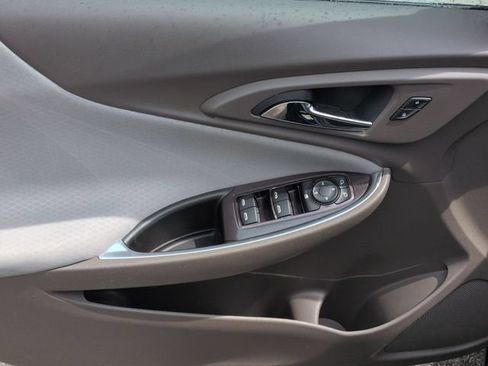 Used 2020 Chevrolet Malibu LT FWD image 24