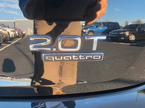 Used 2018 Audi Q5 2.0T Premium w/ Convenience Package image 12