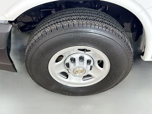 New 2026 Chevrolet Express 2500 Extended w/ Driver Convenience Package RWD image 28
