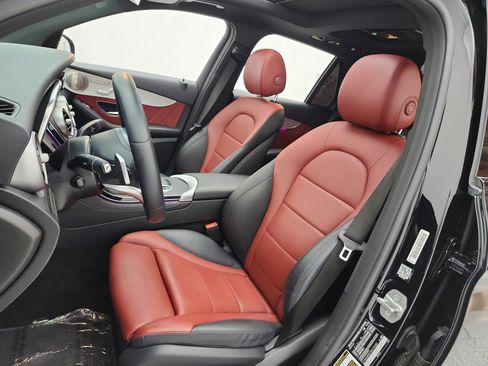Used 2021 Mercedes-Benz GLC 300 image 10