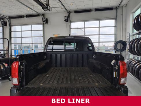 Used 2017 Toyota Tacoma SR w/ Tow Package image 7