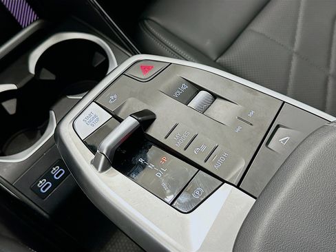 Used 2025 BMW X2 xDrive28i image 25