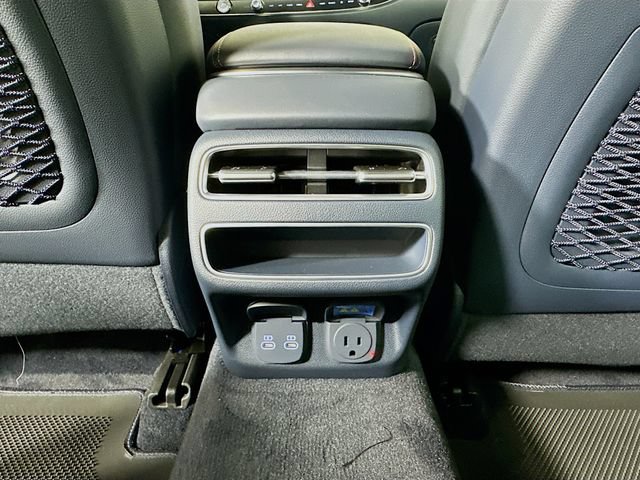 Certified 2026 Genesis GV70 3.5T Sport Advanced AWD/4WD image 18