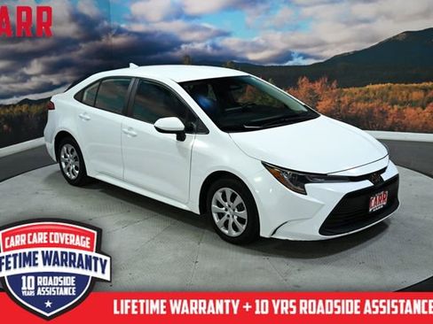Used 2024 Toyota Corolla LE FWD image 2