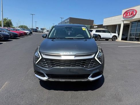 Certified 2025 Kia Sportage LX AWD/4WD image 2