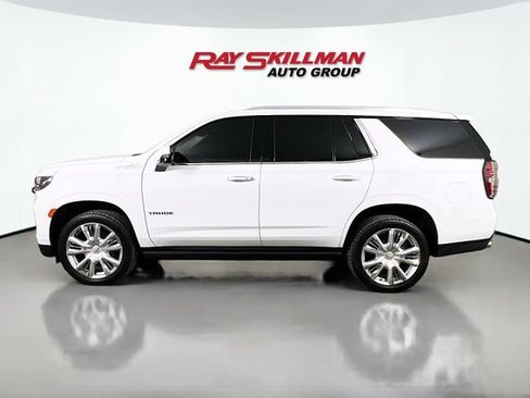 Used 2021 Chevrolet Tahoe High Country w/ Premium Package AWD/4WD image 4