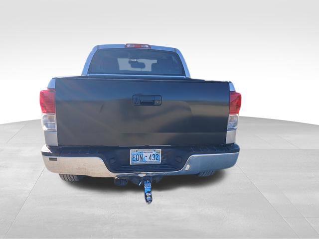 Used 2012 Toyota Tundra 4x4 CrewMax w/ SR5 Pkg image 4