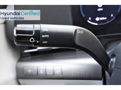 Certified 2024 Hyundai Kona SEL w/ Convenience Package image 18