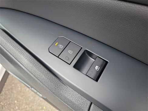 New 2026 Kia Sportage SX image 11