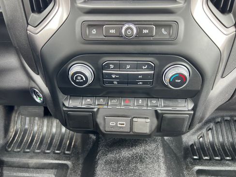 Used 2025 Chevrolet Silverado 1500 W/T RWD image 13