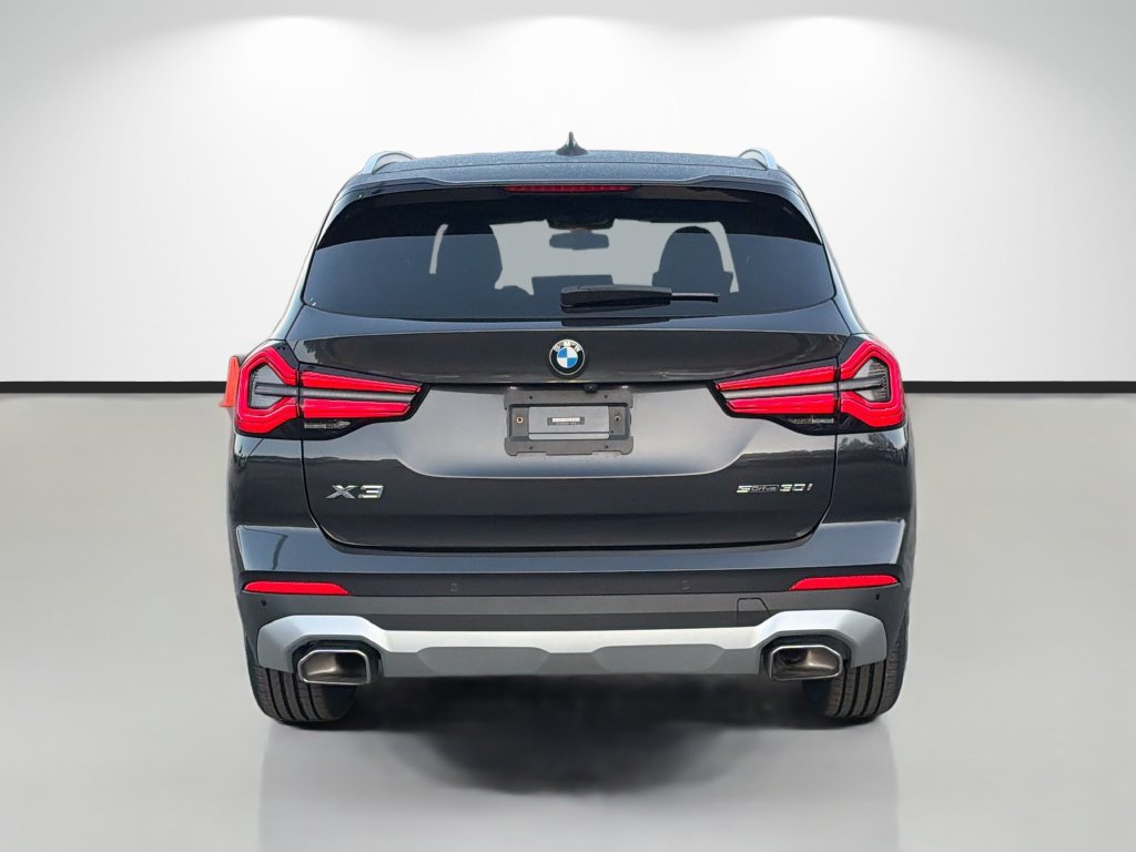 Used 2023 BMW X3 sDrive30i w/ Premium Package RWD image 4