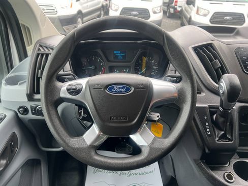 Used 2019 Ford Transit 250 130 Low Roof w/ Exterior Upgrade Package RWD image 11