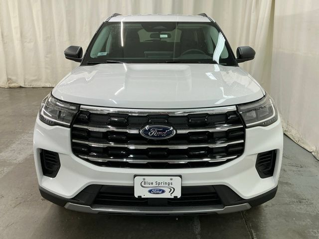 New 2026 Ford Explorer Active AWD/4WD image 10