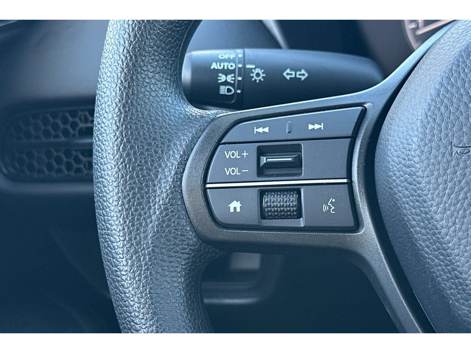 Used 2027 Honda HR-V LX image 37