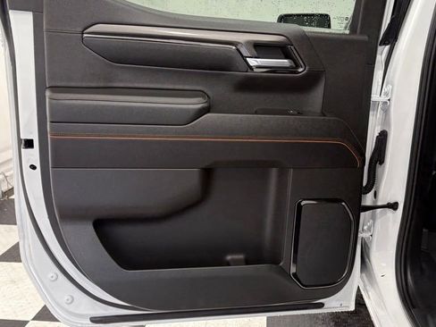 Used 2023 GMC Sierra 1500 AT4 w/ Technology Package image 20