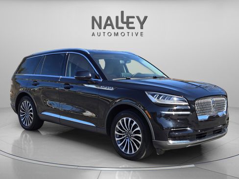 Used 2024 Lincoln Aviator Reserve w/ Elements Package Plus image 8