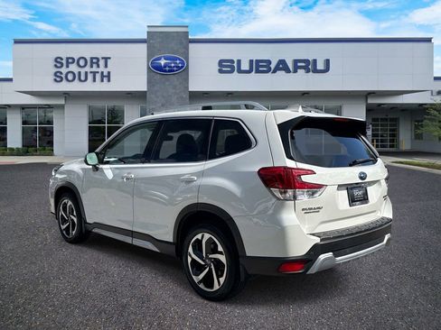 Used 2023 Subaru Forester Touring AWD/4WD image 5