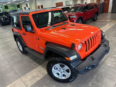 Used 2018 Jeep Wrangler Sport AWD/4WD image 10
