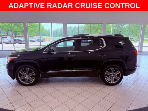 Used 2019 GMC Acadia Denali w/ Technology Package AWD/4WD image 4