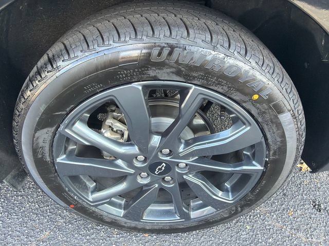 Used 2023 Chevrolet Equinox RS FWD image 20
