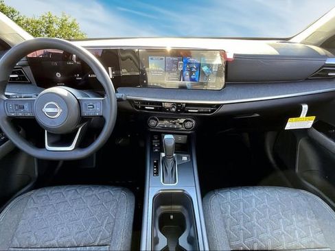 New 2026 Nissan Kicks SV w/ Charging Package FWD image 5