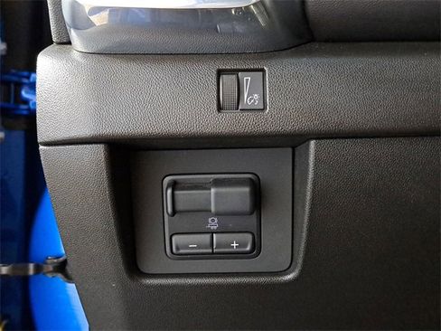 Used 2023 GMC Canyon Elevation w/ Trailering Package image 23