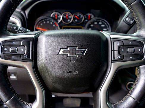 Used 2021 Chevrolet Silverado 1500 RST AWD/4WD image 12