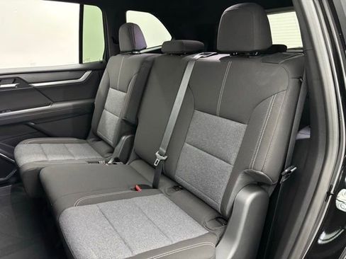 New 2026 GMC Acadia Elevation w/ LPO, Floor Liner Package image 42