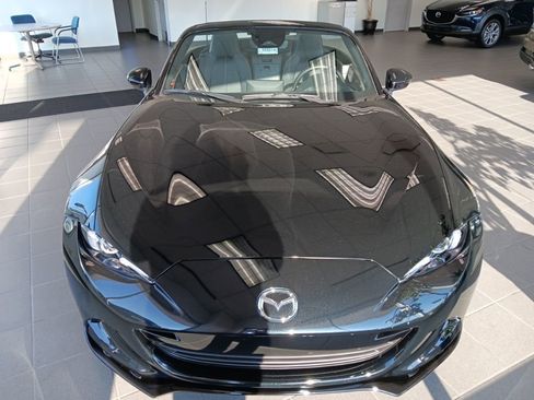 New 2025 MAZDA MX-5 Miata Grand Touring w/ Appearance Package image 2
