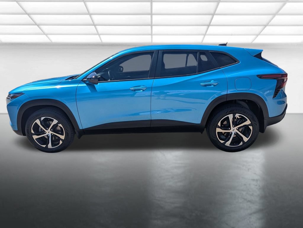 Used 2025 Chevrolet Trax RS FWD image 25