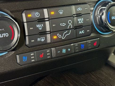 Used 2020 Ford F350 Lariat image 22