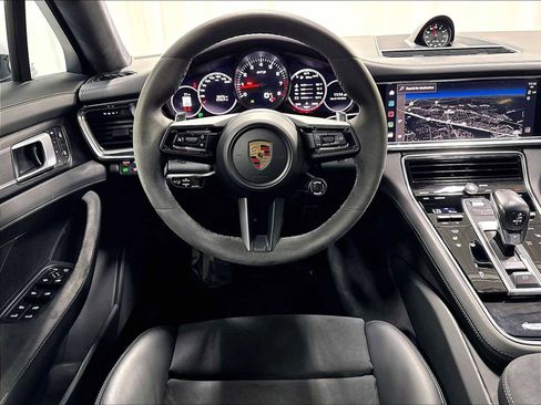 Used 2022 Porsche Panamera GTS AWD/4WD image 15