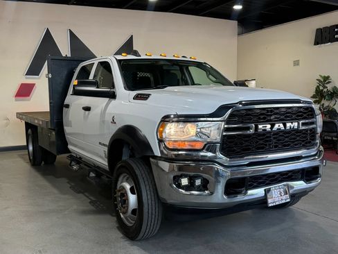 Used 2020 RAM 4500 Tradesman w/ Chrome Appearance Group AWD/4WD image 2
