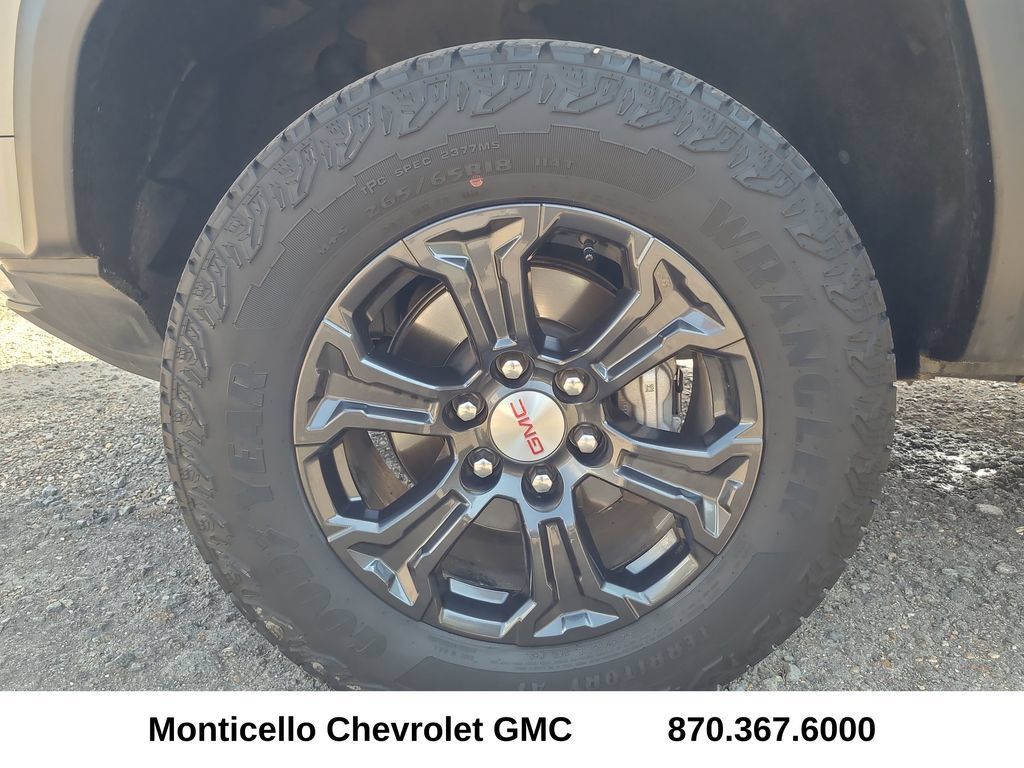 Used 2024 GMC Canyon Elevation w/ Trailering Package RWD image 11