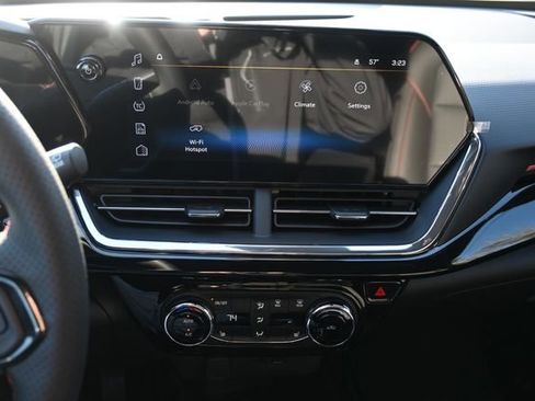 New 2026 Chevrolet Trax RS w/ Sunroof Package image 17