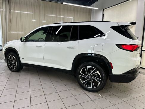 Certified 2026 Buick Enclave Sport Touring AWD/4WD image 6