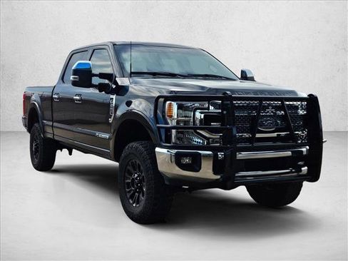 Certified 2022 Ford F250 Lariat w/ Tremor Off-Road Package AWD/4WD image 3