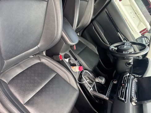 Used 2021 Kia Seltos SX AWD/4WD image 15