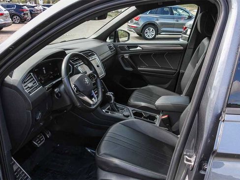 Used 2024 Volkswagen Tiguan SE R-Line image 19