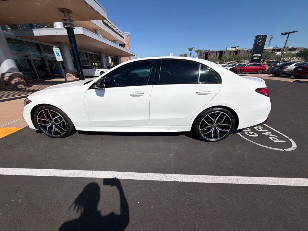 Used 2024 Mercedes-Benz C 300 Sedan image 2