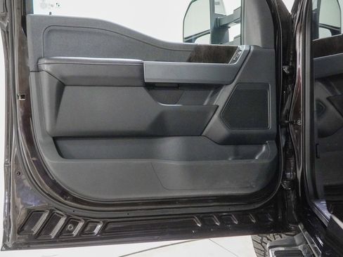 Used 2021 Ford F150 Lariat w/ Max Trailer Tow Package image 20