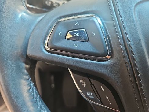Used 2020 Lincoln MKZ FWD image 20