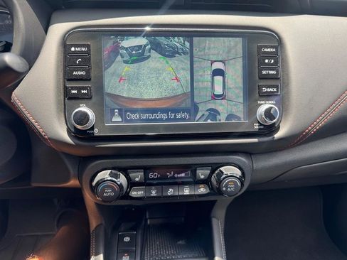 Used 2024 Nissan Kicks SR w/ SR Premium Package FWD image 22